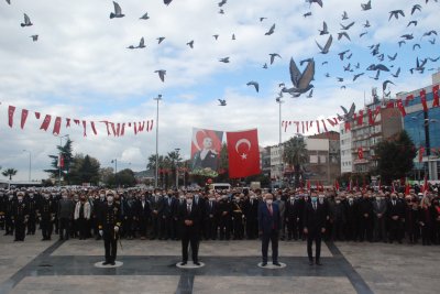 EREĞLİ'DE TÖRENLERLE KUTLANIYOR